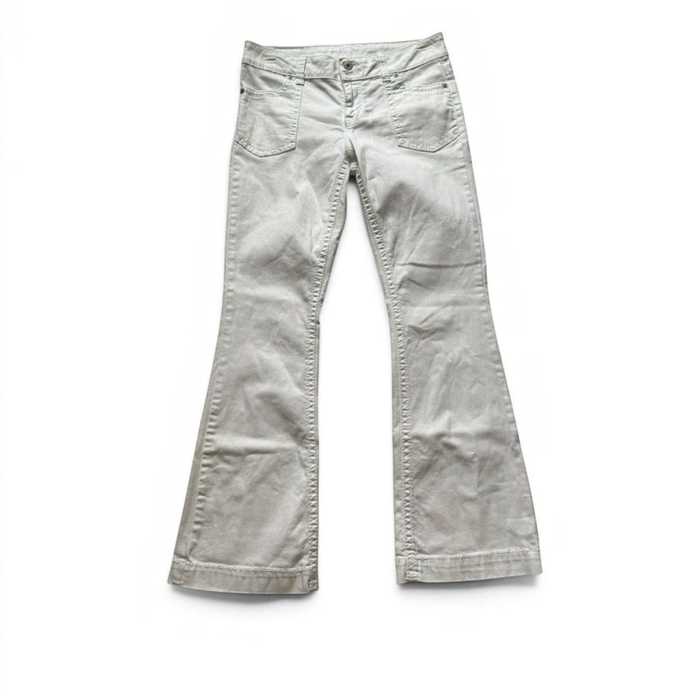 Maurices White Low Rise Flare‎ Jeans Size 5/6 Regular Y2K Patch Pocket Denim